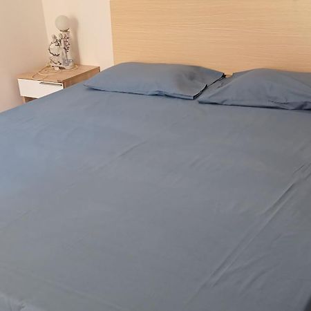 Nayuha Apt B Flic-en-Flacq Esterno foto