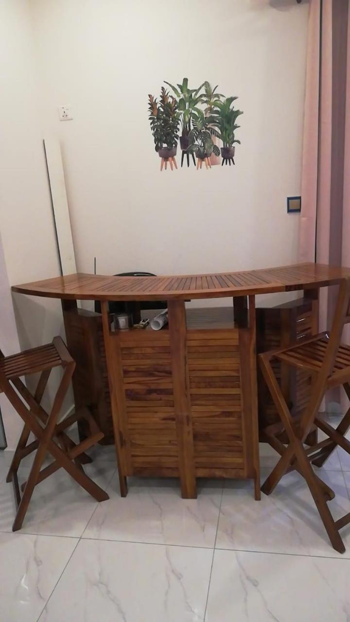 Nayuha Apt B Flic-en-Flacq Esterno foto